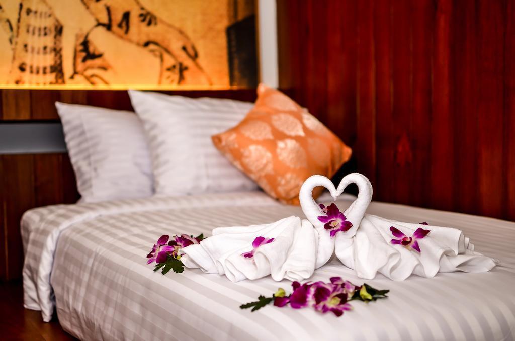 Nin Apartments Karon Beach Phuket Dış mekan fotoğraf