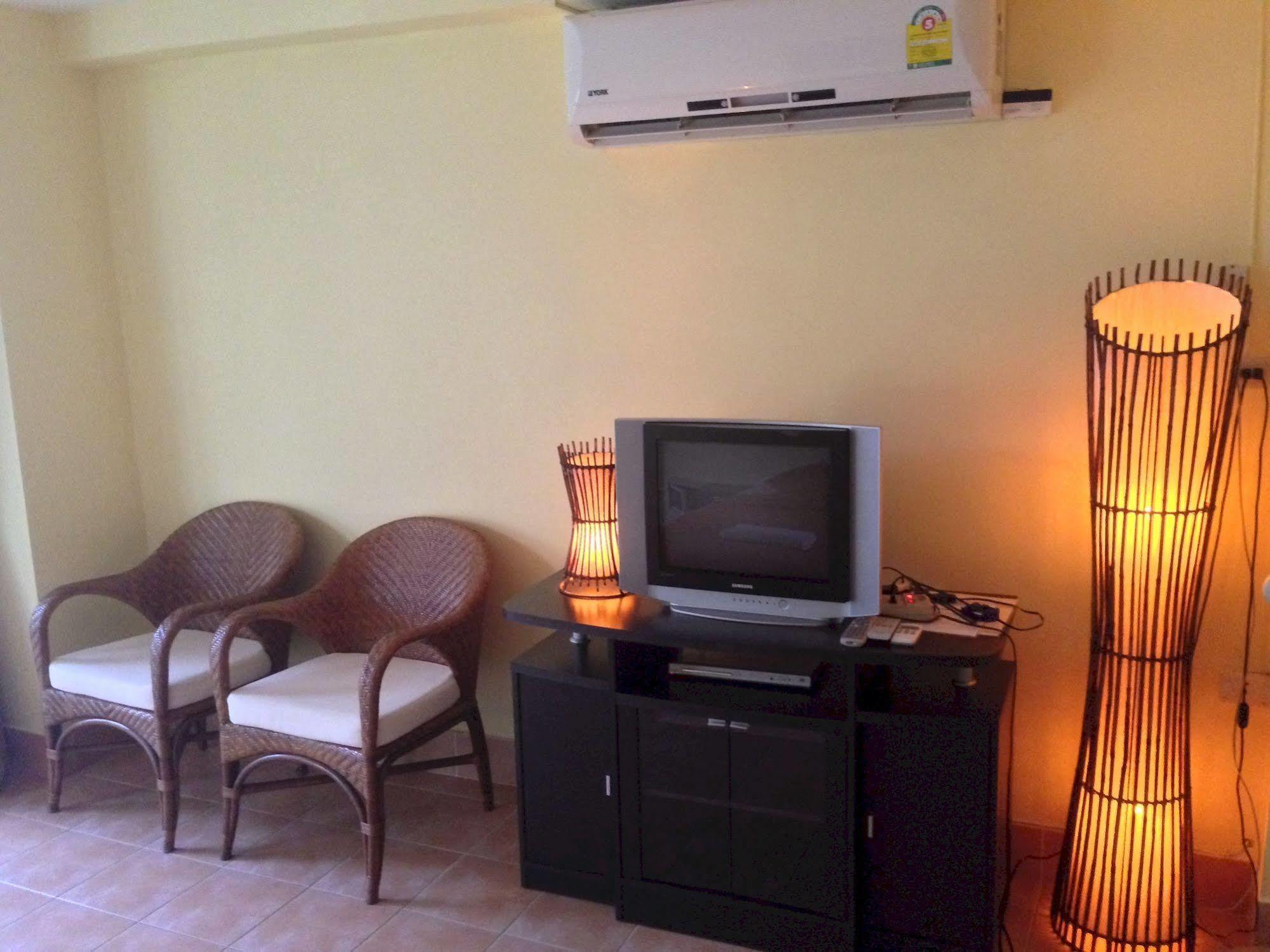 Nin Apartments Karon Beach Phuket Dış mekan fotoğraf