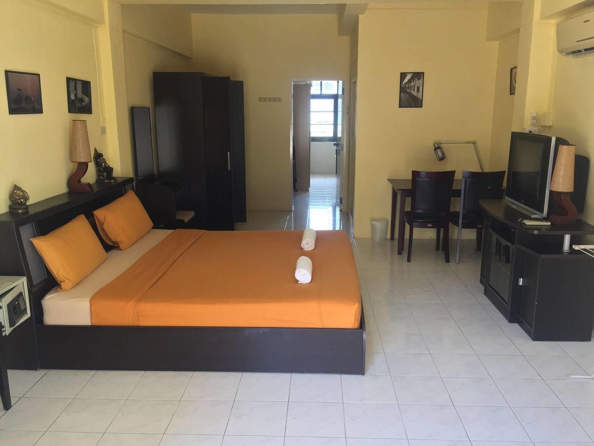 Nin Apartments Karon Beach Phuket Dış mekan fotoğraf