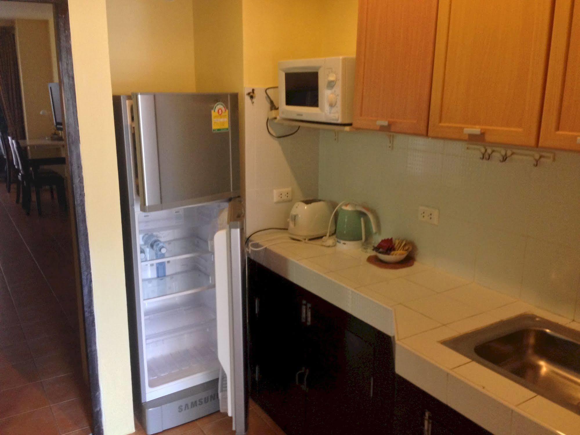 Nin Apartments Karon Beach Phuket Dış mekan fotoğraf