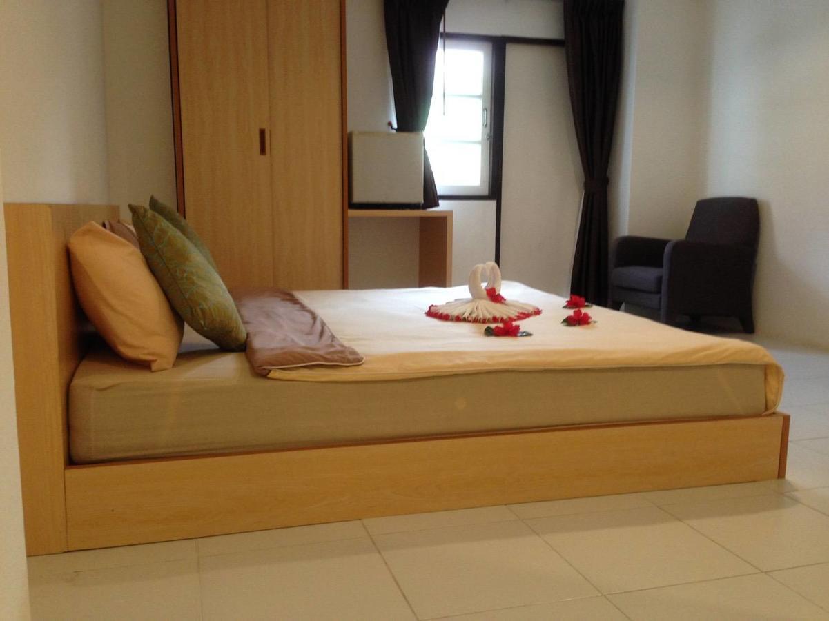 Nin Apartments Karon Beach Phuket Dış mekan fotoğraf